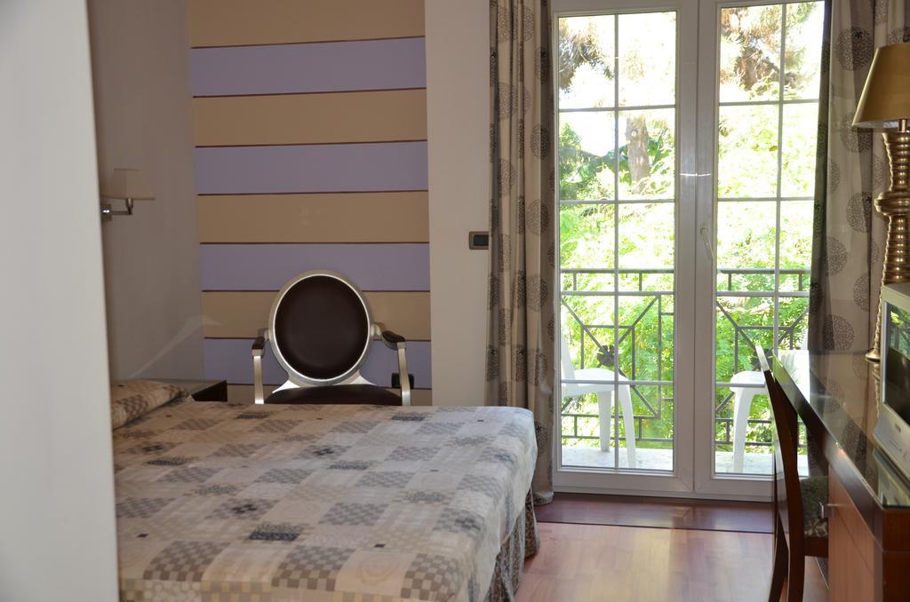 Regent Beach Hotel & Apartments 레조디칼라브리아 외부 사진