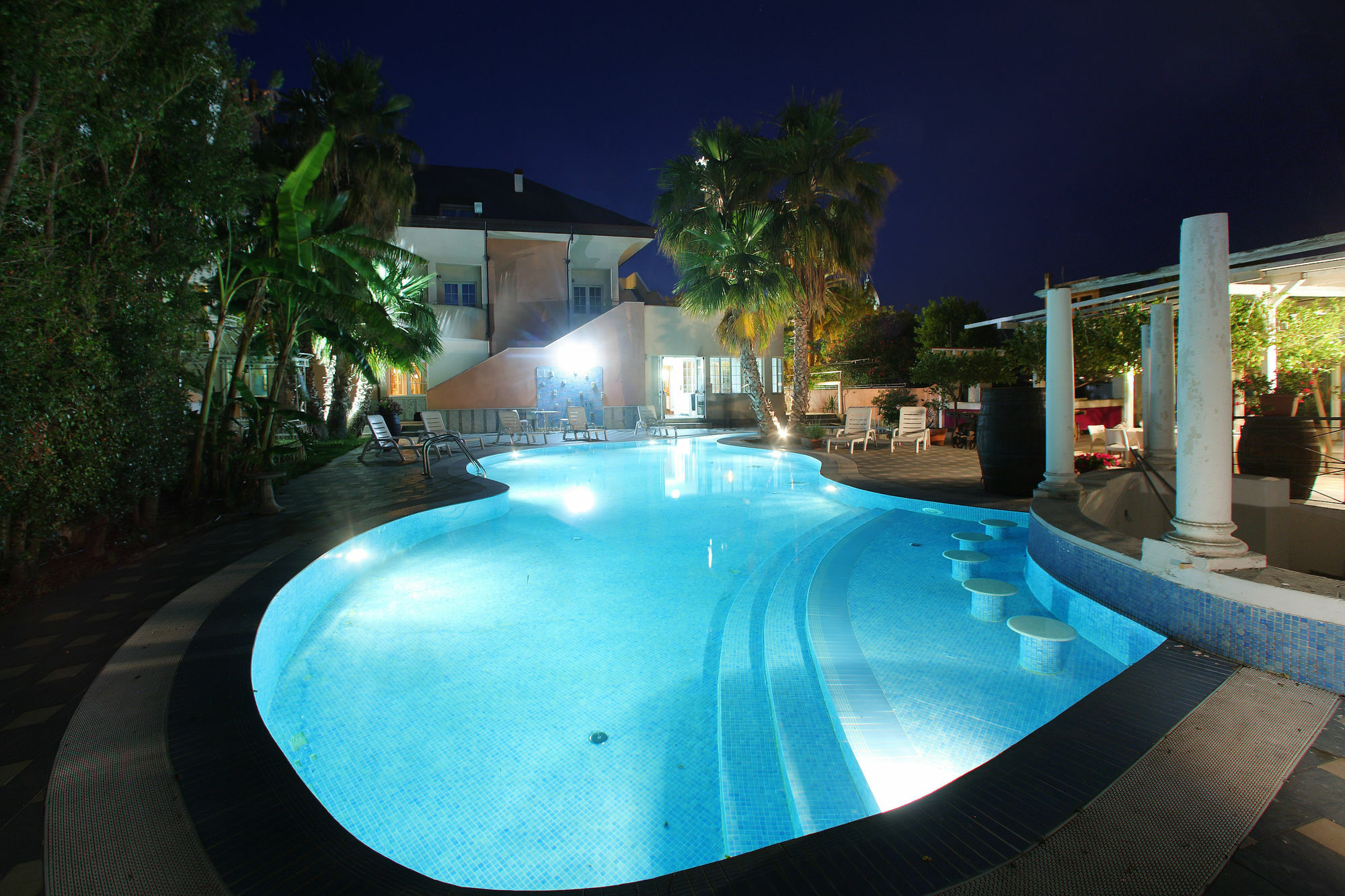 Regent Beach Hotel & Apartments 레조디칼라브리아 외부 사진